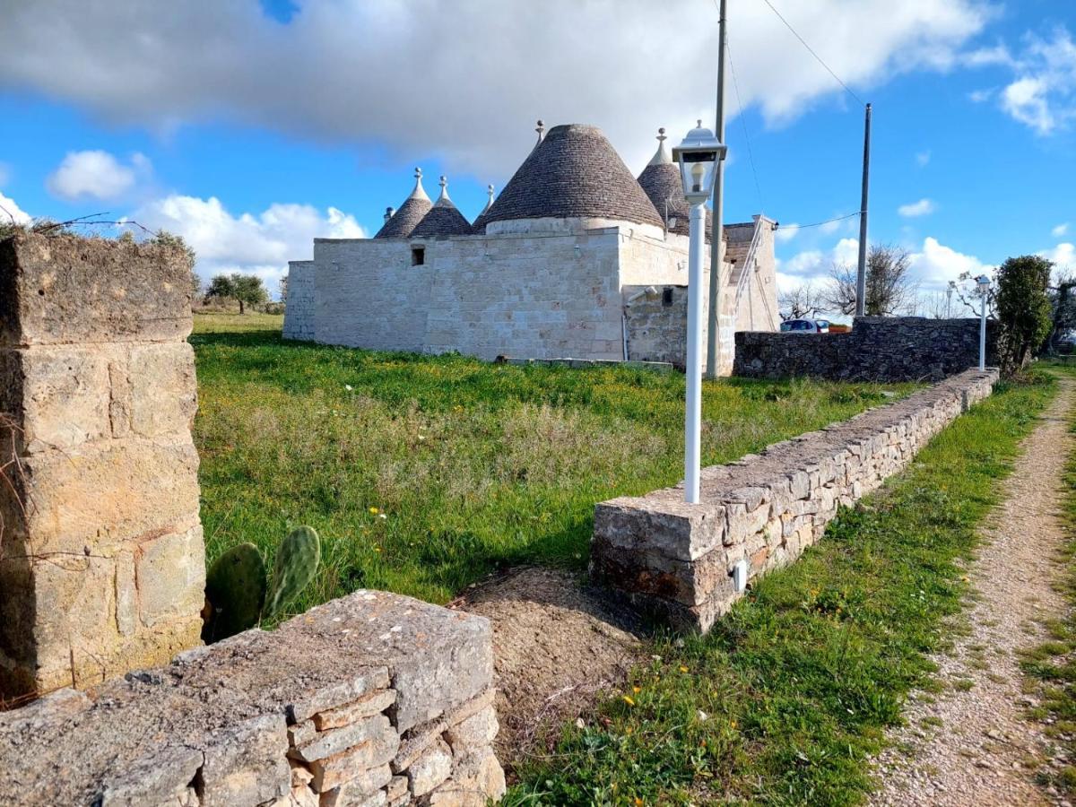 Trulli Carlo Anna Villa Locorotondo Buitenkant foto