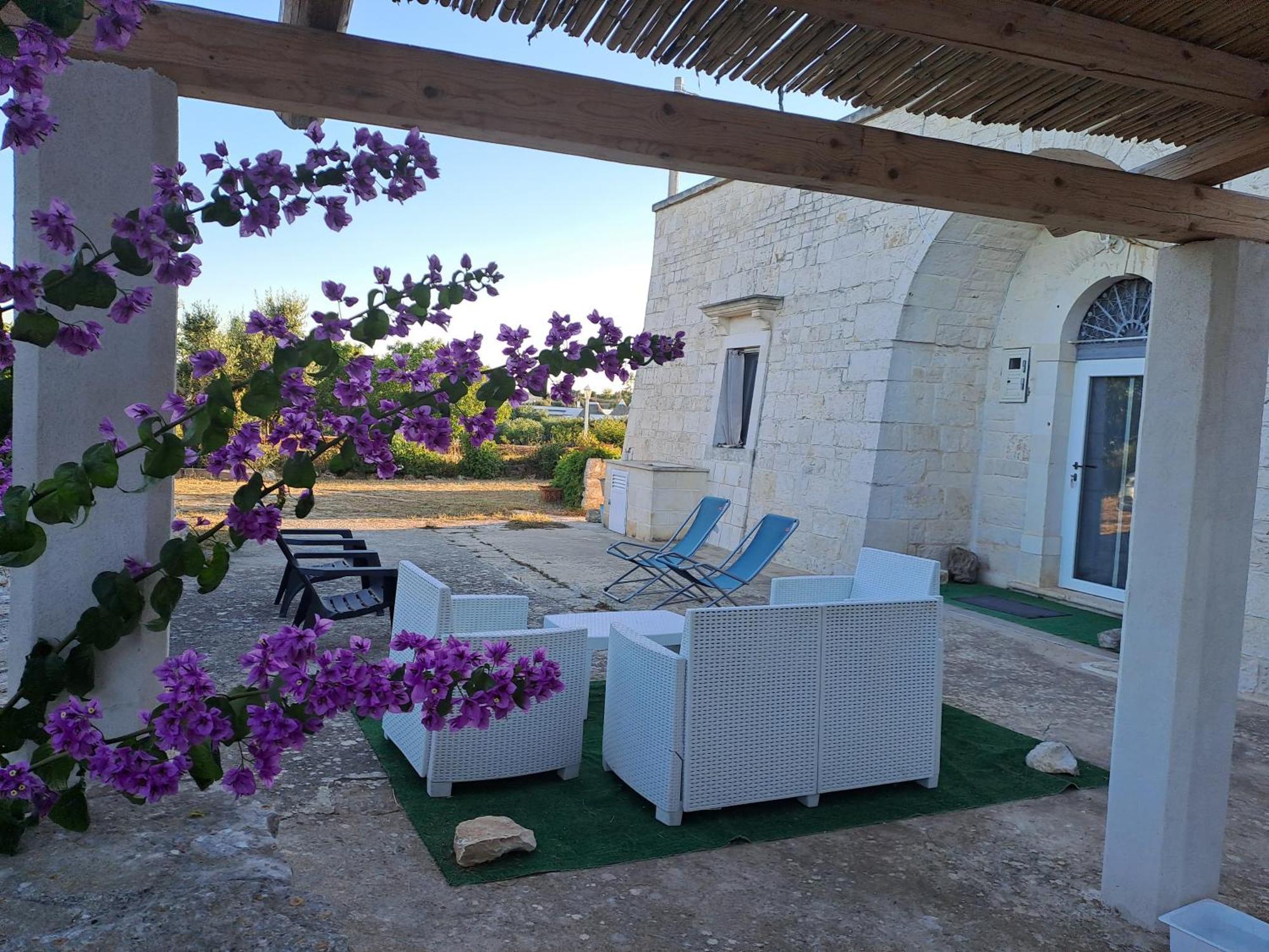Trulli Carlo Anna Villa Locorotondo Buitenkant foto